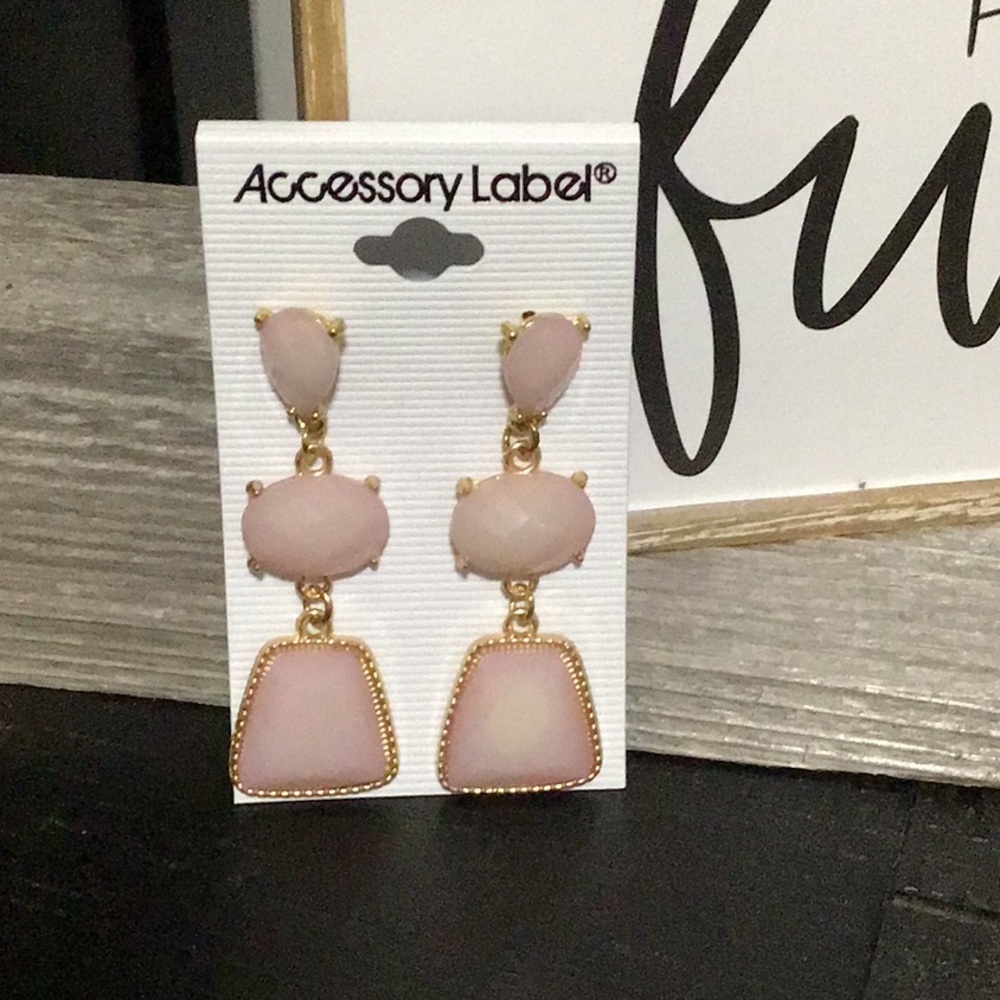 NWOT Pink and Gold Tone Pierced  Drop Earrings!